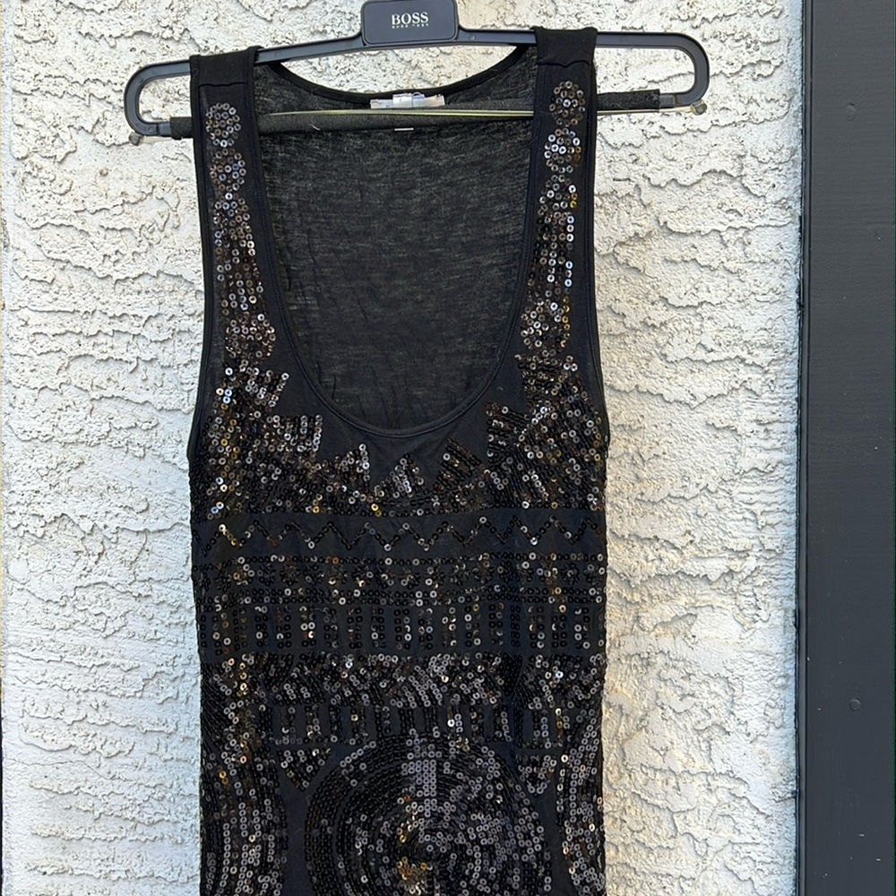 Forever fashion size medium sequin tank top